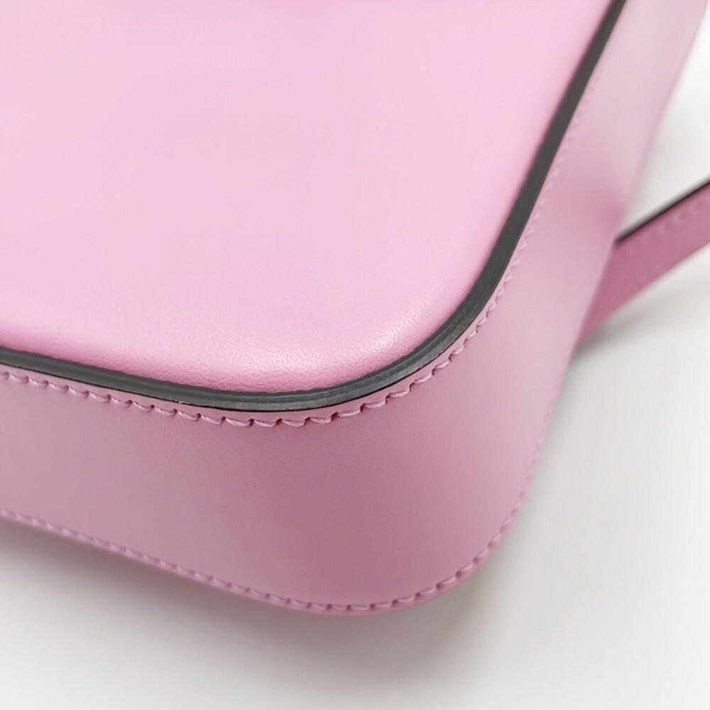 GUCCI Authentic Pink Bamboo Shoulder Bag - Picture 4 of 10